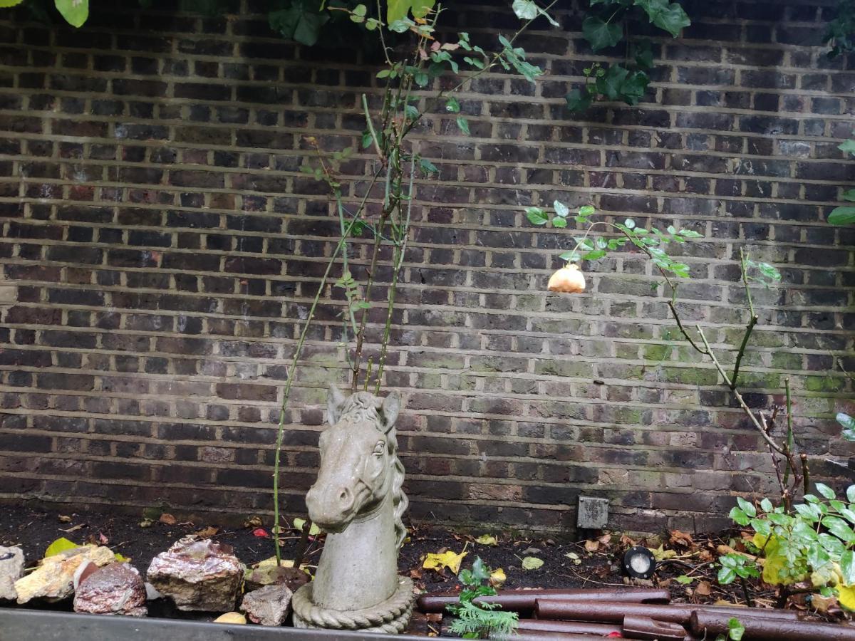Blue Bells Hotel London Bagian luar foto