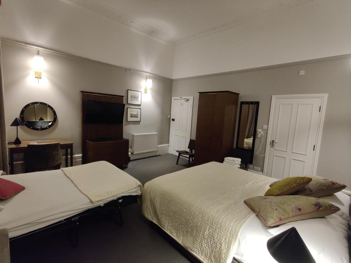 Blue Bells Hotel London Bagian luar foto