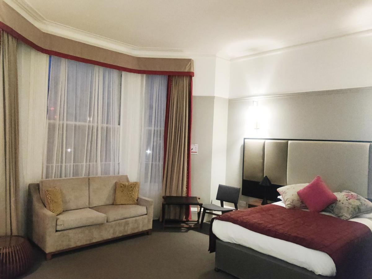 Blue Bells Hotel London Bagian luar foto